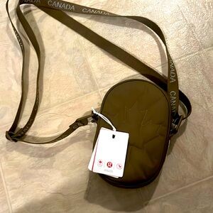lululemon team Canada belt bag in olive green